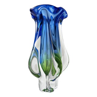 Sommerso Marine Blue and Lime Art Glass Vase by Josef Hospodka for Chribska, 1960s For Sale