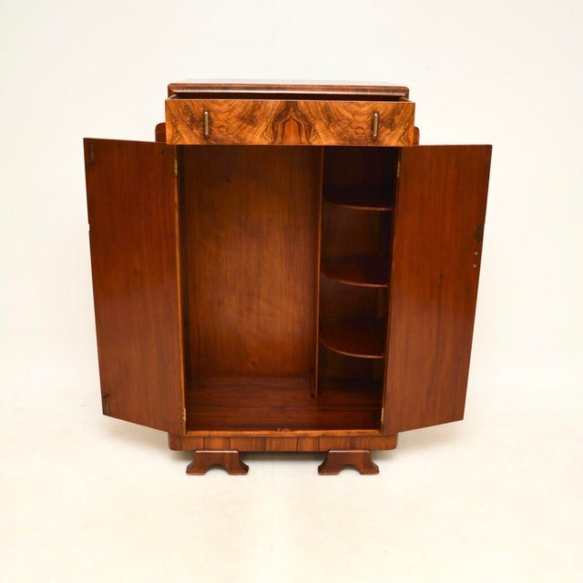 Art Deco Figured Walnut Compact Wardrobe, 1930s For Sale - Image 4 of 11