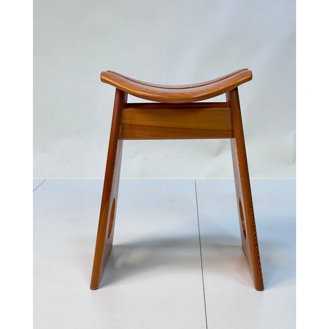 Brutalist Stool in Pine by Gilbert Marklund for Furusnickarn AB, Sweden, 1960s For Sale - Image 4 of 13