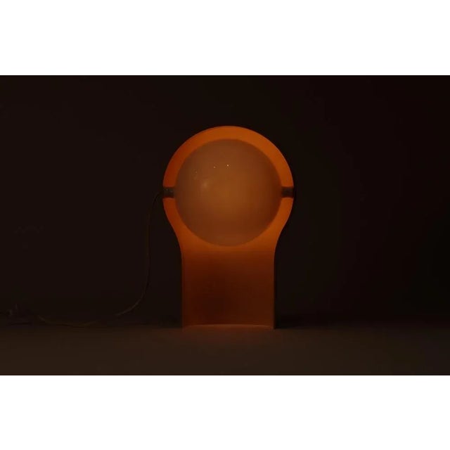 Telegono Table Lamp attributed to Vico Magistretti for Artimide, 1970s For Sale - Image 6 of 7