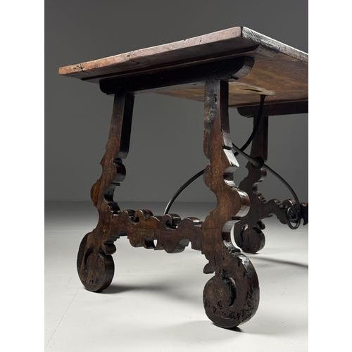 Antique Spanish Table in Walnut, 1700s For Sale - Image 11 of 18