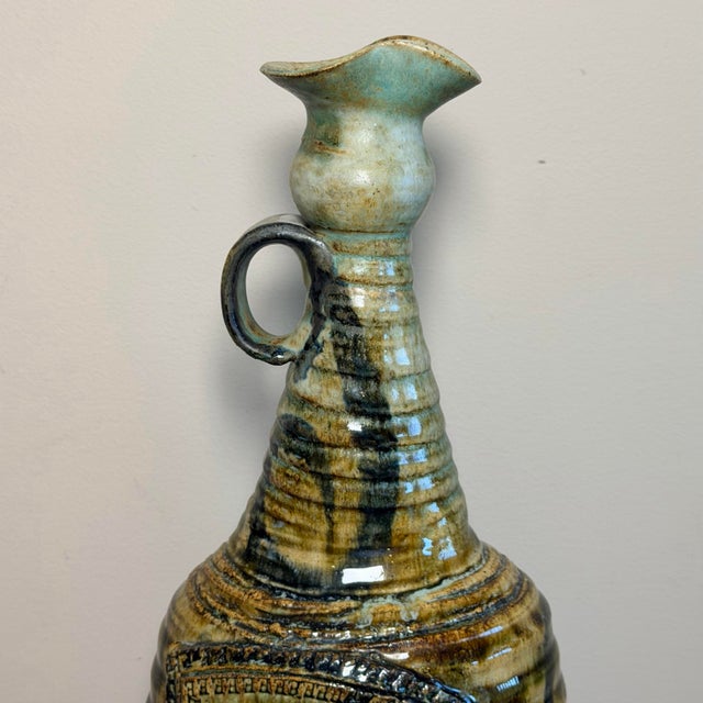Tall Mid Century Studio Pottery Ewer Vase in the Manner of Picasso For Sale In New York - Image 6 of 8