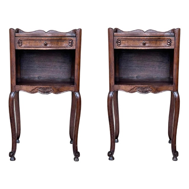 Early 20th Century 20th Pair of Dark Walnut Nightstands Tables with Drawer and Open Shelf For Sale