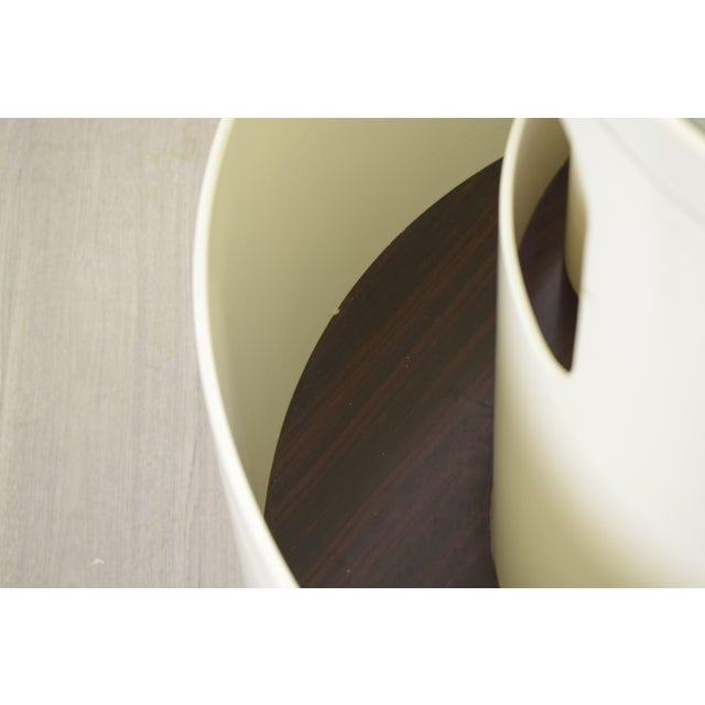White Mobile Bar Floor Lamp, 1970s For Sale - Image 8 of 17