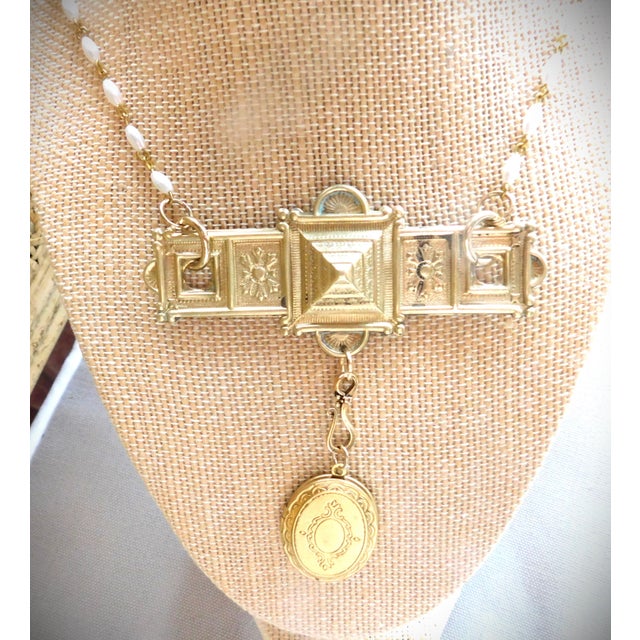 Gold Vintage Art Deco Gold Bar Necklace, Hanging Oval Locket, Oval Pearl Chain For Sale - Image 8 of 9