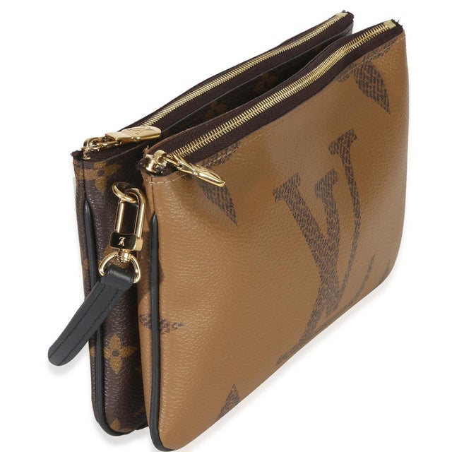 Contemporary Reverse Monogram Giant Canvas Double Zip Pochette For Sale - Image 3 of 9