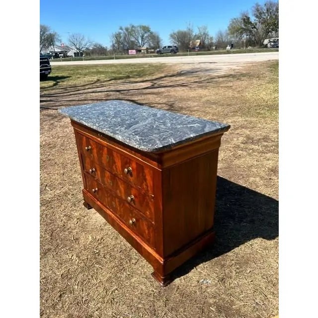 19th Century Louis Philippe Flam Mahogany Marble Top Chest of Drawer / Commodes For Sale - Image 17 of 18