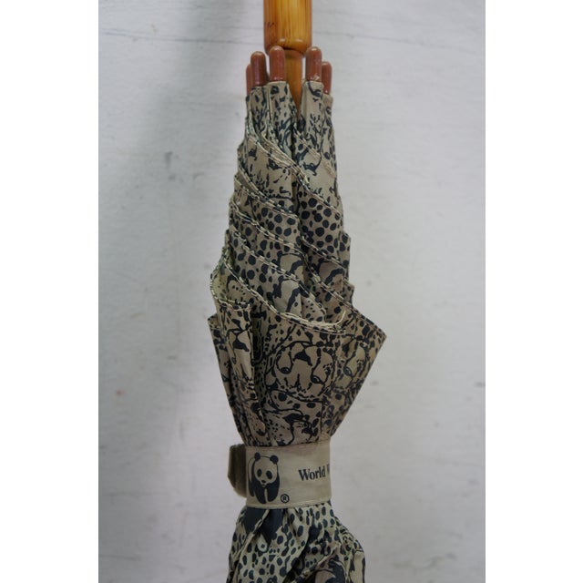 Vintage Shaw World Wildlife Fund Cheetah Nylon Umbrella With Lucite Handle For Sale - Image 6 of 15