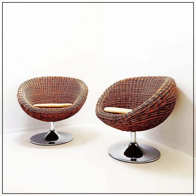 Vintage Swiveling Wicker Chairs, Set of 2 For Sale - Image 13 of 13