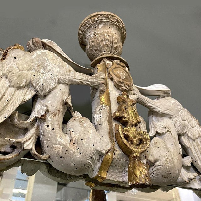 Vintage Italian White and Golden Wood Wall Mirror with Animal Decorations, 1990s For Sale - Image 9 of 16