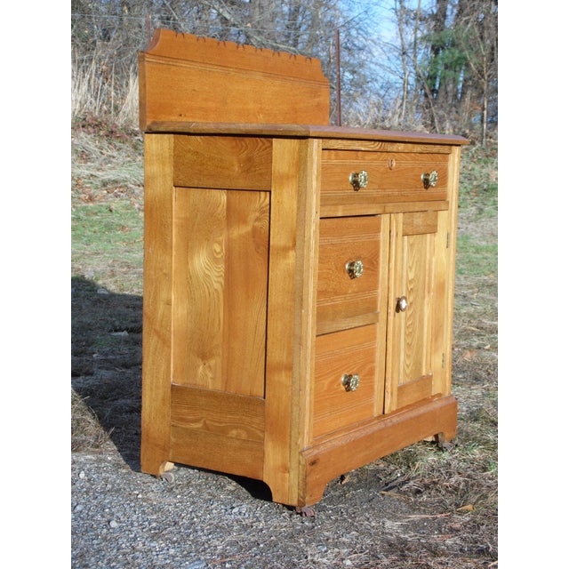 Antique Victorian Eastlake Oak Small Chest Commode Nightstand Washstand