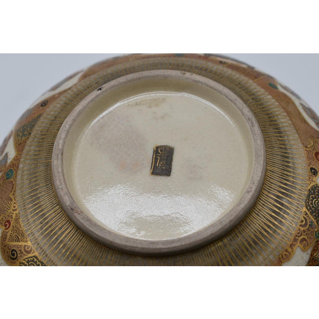 Late 19th Century Japanese Satsuma Bowl From the Meiji Period For Sale - Image 13 of 18