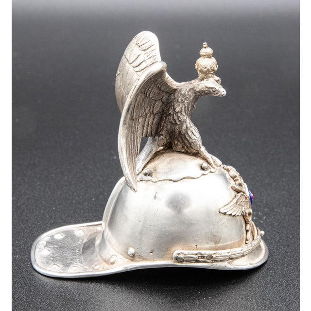 Gemstone Early 20th Century Silver Imperial Guard Helmet Stirrup Cup With Ruby For Sale - Image 7 of 9