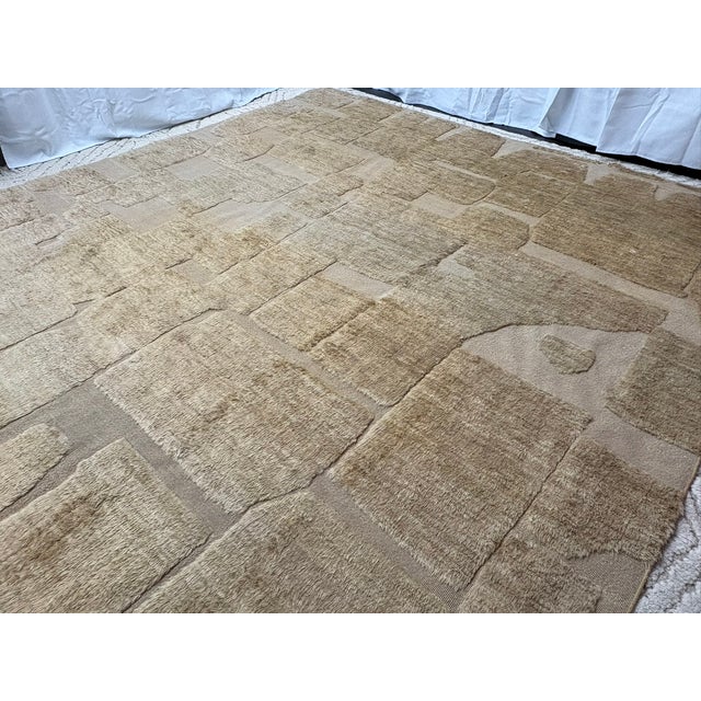 Camel Rh Ilyas Hand-Knotted Wool Rug — 10' × 14' Camel | 100% Wool | Sculpted Texture For Sale - Image 8 of 18