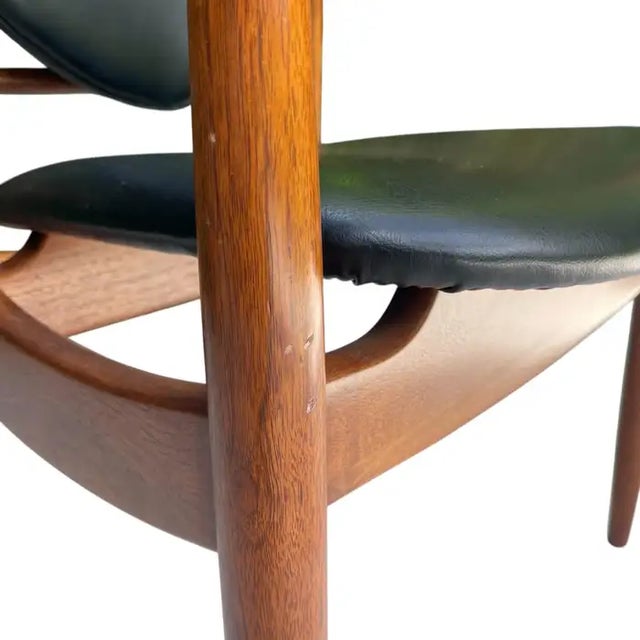 Set of 4 Finn Juhl Attributed Mid Century Walnut Dining Chairs, Denmark, 1950s For Sale - Image 16 of 18