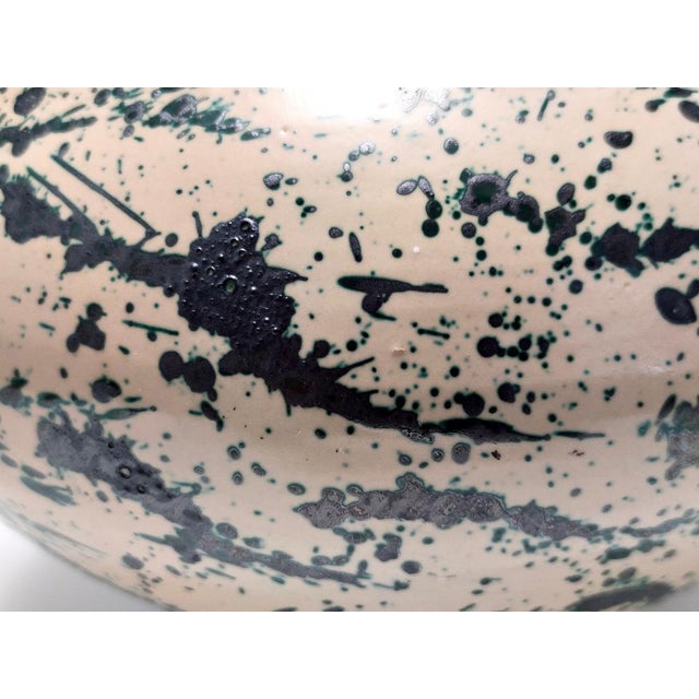 Vintage Beige and Green Lacquered and Terracotta Vase, Deruta, Italy, 1950s For Sale - Image 9 of 10