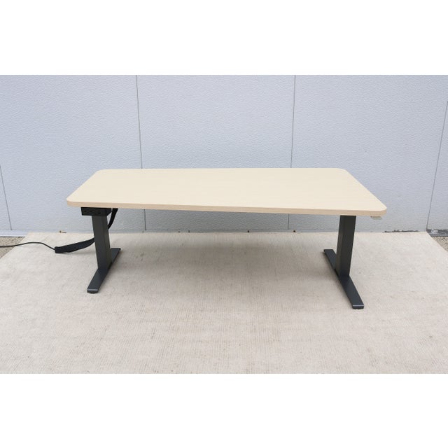 2020s Herman Miller Motia Sit-to-Stand Electric Adjustable Height Rectangle Desk Table For Sale - Image 5 of 18