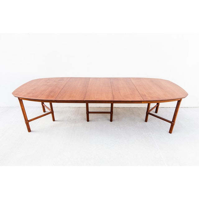 Wood 1970s Refinished Mid Century Modern Expandable Walnut Dining Table by Henredon For Sale - Image 7 of 15