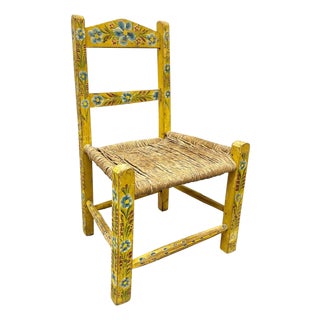 Early 20th Century Yellow Hand-Painted Mexican Folk Art Child’s Chair With Woven Rush Seat For Sale