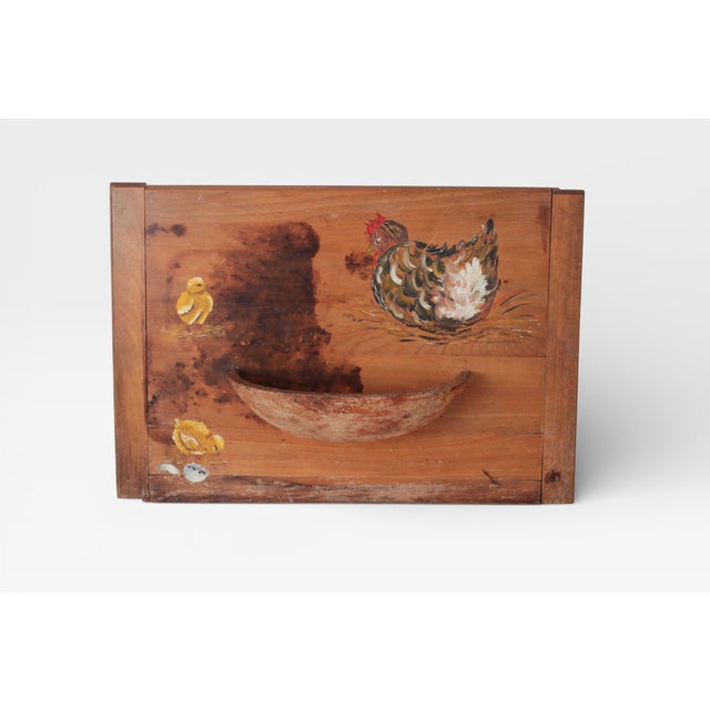 Early 20th Century Wooden Wall Pocket With Hand-Painted Chickens For Sale - Image 9 of 16