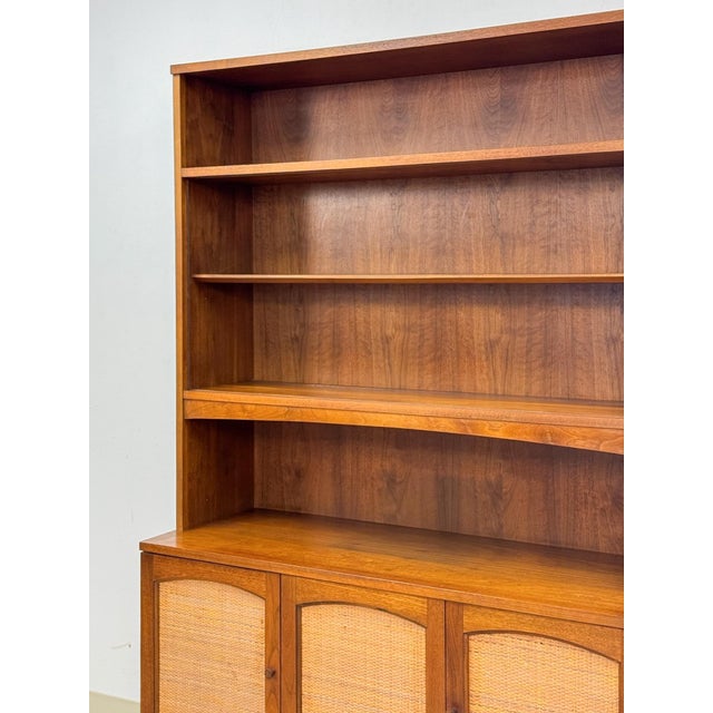 Vintage Lane MCM Hutch Rhythm Cane Door Bookcase Display China Cabinet Shelving For Sale - Image 12 of 17