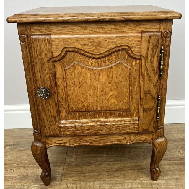 French Louis Oak Bedside Tables with Marble Tops, Set of 2 For Sale - Image 4 of 11