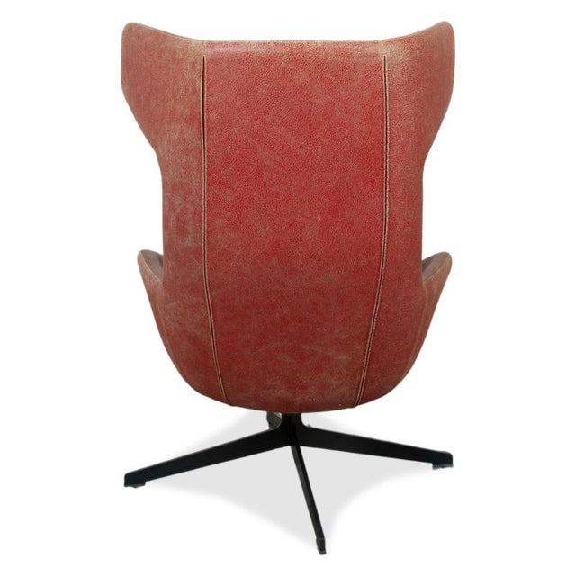 Set of Take a Line for a Walk 389 Lounge Chair and Ottoman in Red Leather by Alfredo Häberli for Moroso For Sale - Image 14 of 17