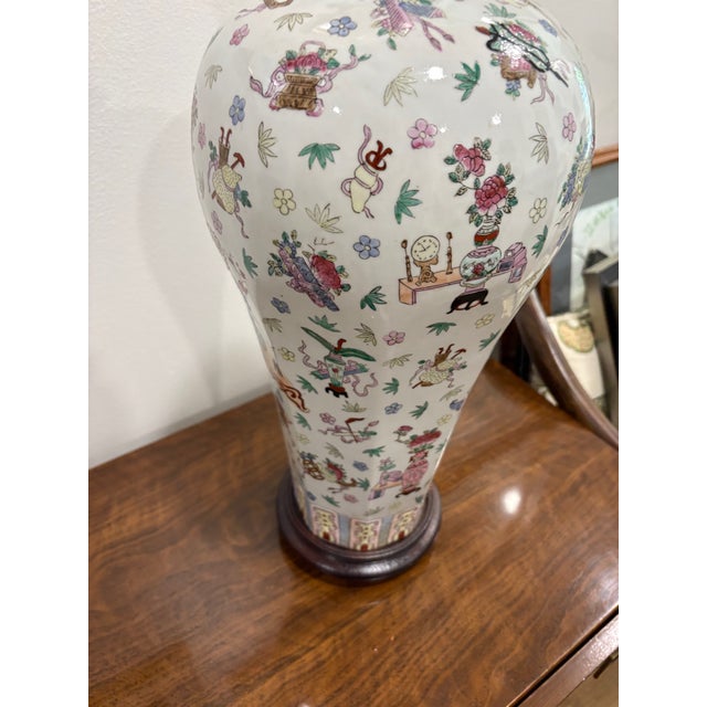 1970s 1970s Large Precious Objects Chinese Export Lamp Famille Rose For Sale - Image 5 of 7