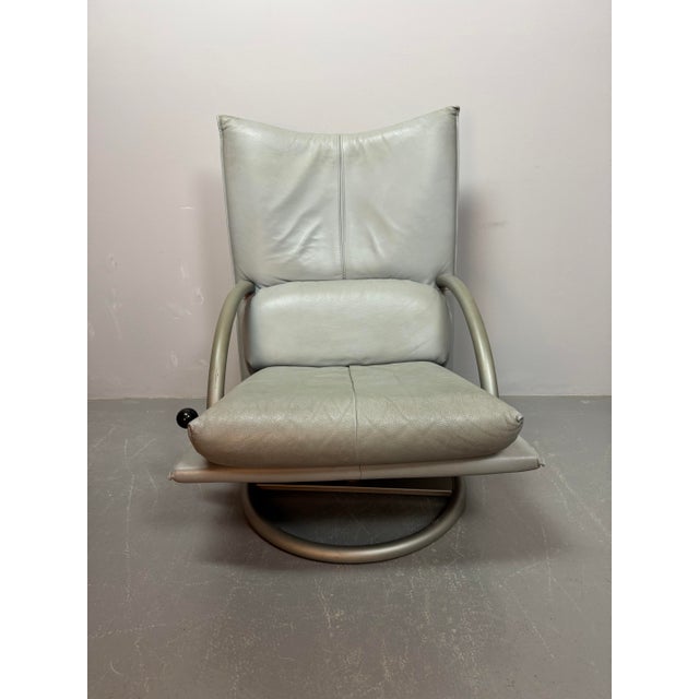 Mid-Century Modern Mid-Century Grey Leather Torino Swivel Lounge Chair by Rolf Benz, Germany, 1980s For Sale - Image 3 of 7