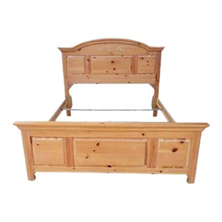 Vintage Broyhill Fontana Honey Oak Queen Bed | One-Owner | Excellent Condition For Sale