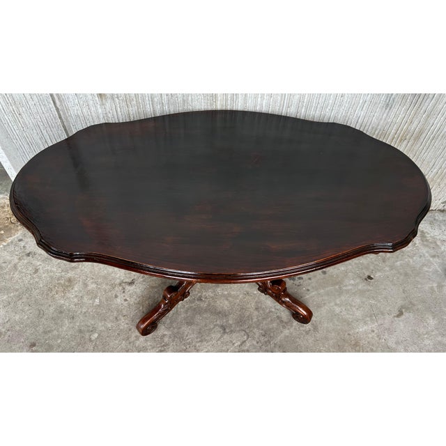 20th Century Spanish Mariano Garcia Carved Pedestal Coffee Table For Sale - Image 18 of 18