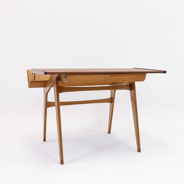 Mid-Century Modern Vintage Desk in Oak by Marcel Gascoin, 1940s For Sale - Image 3 of 13