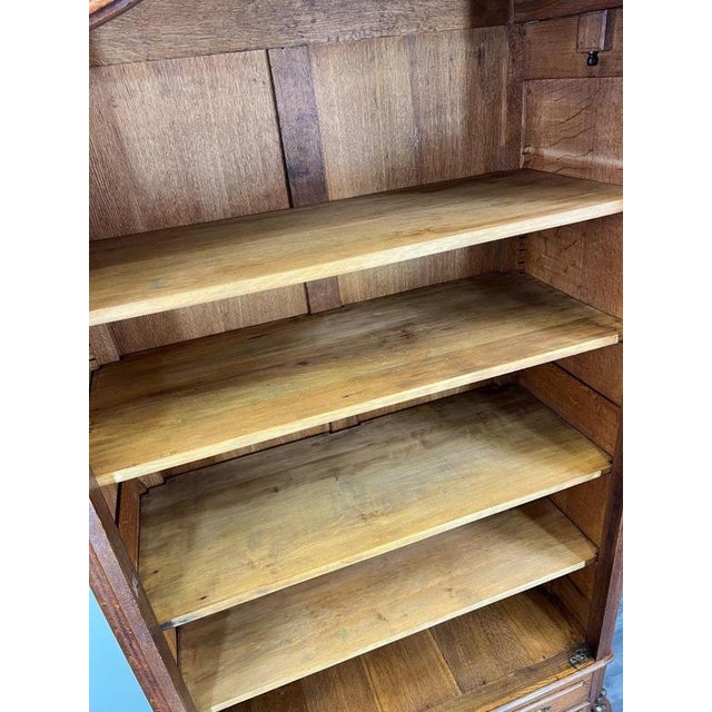 Brown French Style Bookcase in Oak For Sale - Image 8 of 17