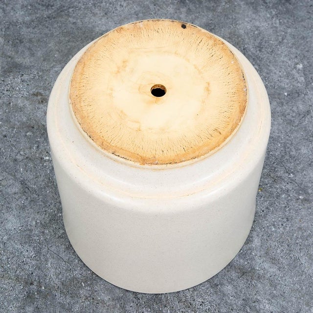 White Mid Century Modern Planter Ceramic White Speckled Gainey Pot Medium, Attributed For Sale - Image 8 of 10
