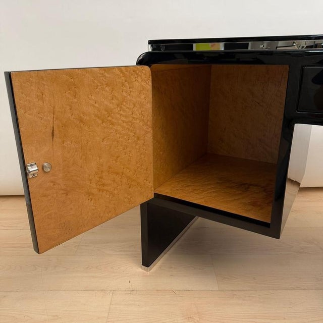 Black Small Art Deco Desk in Black Lacquer, Nickel, and Bird's Eye Maple, France, 1930s For Sale - Image 8 of 18