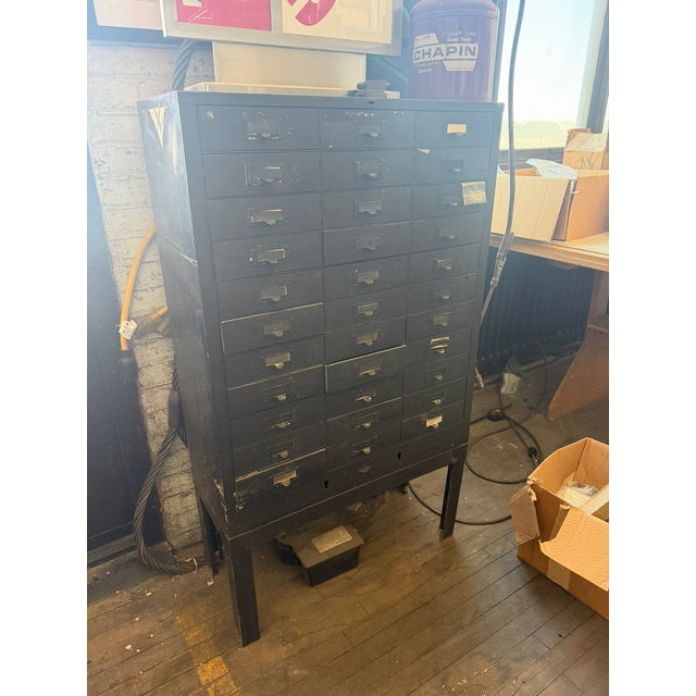 Vintage Industrial Apothecary Cabinet – Multi‑Drawer Metal Storage Chest For Sale - Image 4 of 4