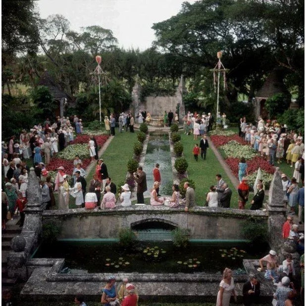 Arts Festival 1964 The Palm Beach Arts Festival Procession, Florida, 1964. Slim Aarons Slim Aarons was one of the...