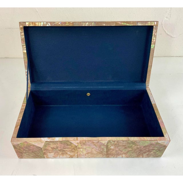 Made Goods Modern Large Brown Lip Cracked Shell Box For Sale In Atlanta - Image 6 of 6