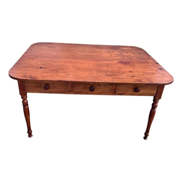 19th Century American Farm Table With Six Drawers and Turned Legs, Circa 1850 For Sale