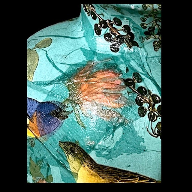 2020s Table Lamp in a Beautiful Victorian Bird and Floral Pattern, 21 Inches For Sale - Image 5 of 10