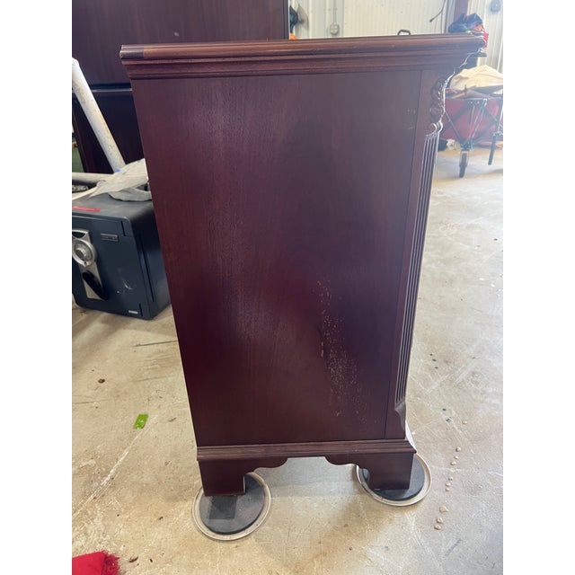 Chestnut Ethan Allen 18th Century Mahogany Dresser For Sale - Image 8 of 16