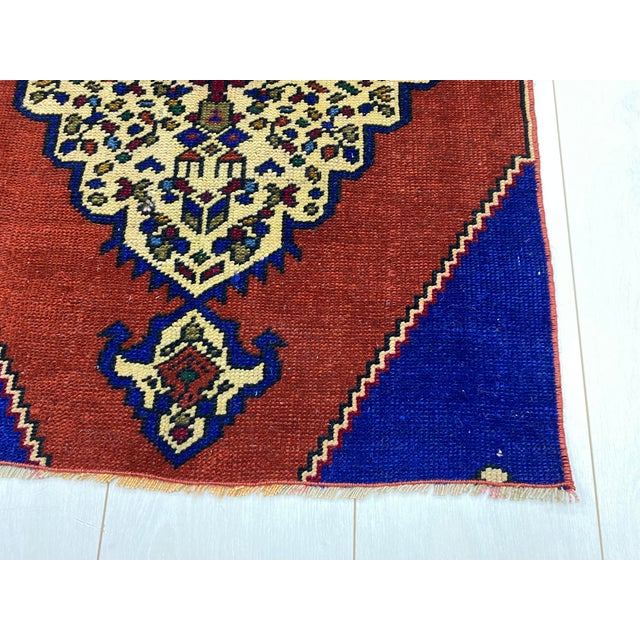 Turkish 1960s Nautral Oushak Wool Area Carpet For Sale - Image 3 of 5