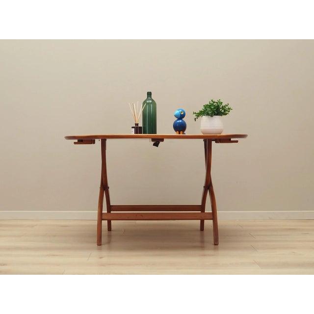 Vintage Danish Round Mahogany Coffee Table, 1970s For Sale - Image 3 of 11