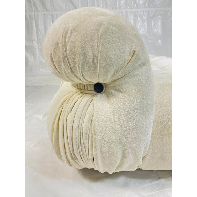 Iconinc Afra & Tobia Scarpa, Soriana Sofa for Cassina, Italy 1970's For Sale - Image 16 of 18