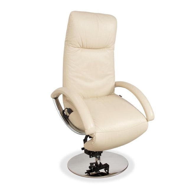 Cream Leather Armchair with Electric Function from Strässle For Sale - Image 6 of 17