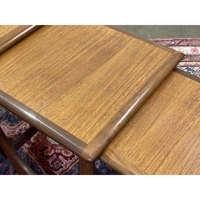 GPlan Astro model nesting tables in teak from the 70s - L=50cm w=50cm H=52cm.