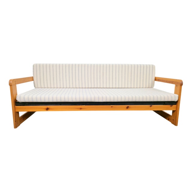 Scandinavian Modern Pine Daybed, 1970s For Sale
