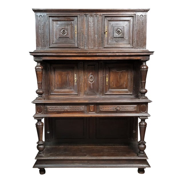 Renaissance Cabinet in Carved Wood, 1680s For Sale