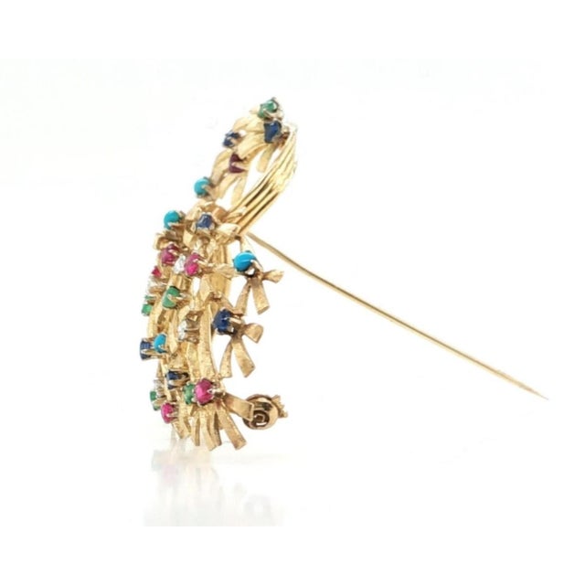 Metal Mid 20th Century Diamond Multicolor Gems 18k Yellow Gold Large Floral Bouquet Brooch Pin For Sale - Image 7 of 11