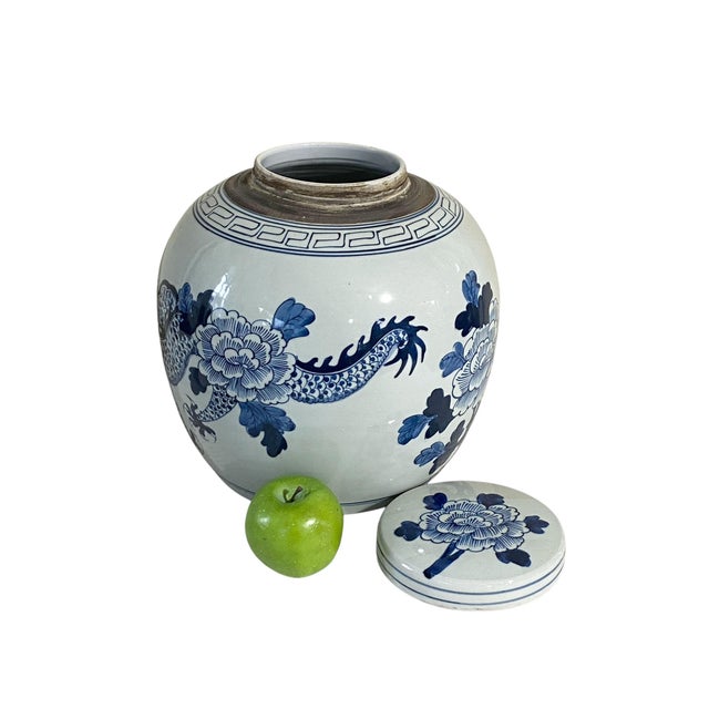 Chinoiserie Blue &White Porcelain Dragon Ginger Jar 12" H For Sale - Image 9 of 9